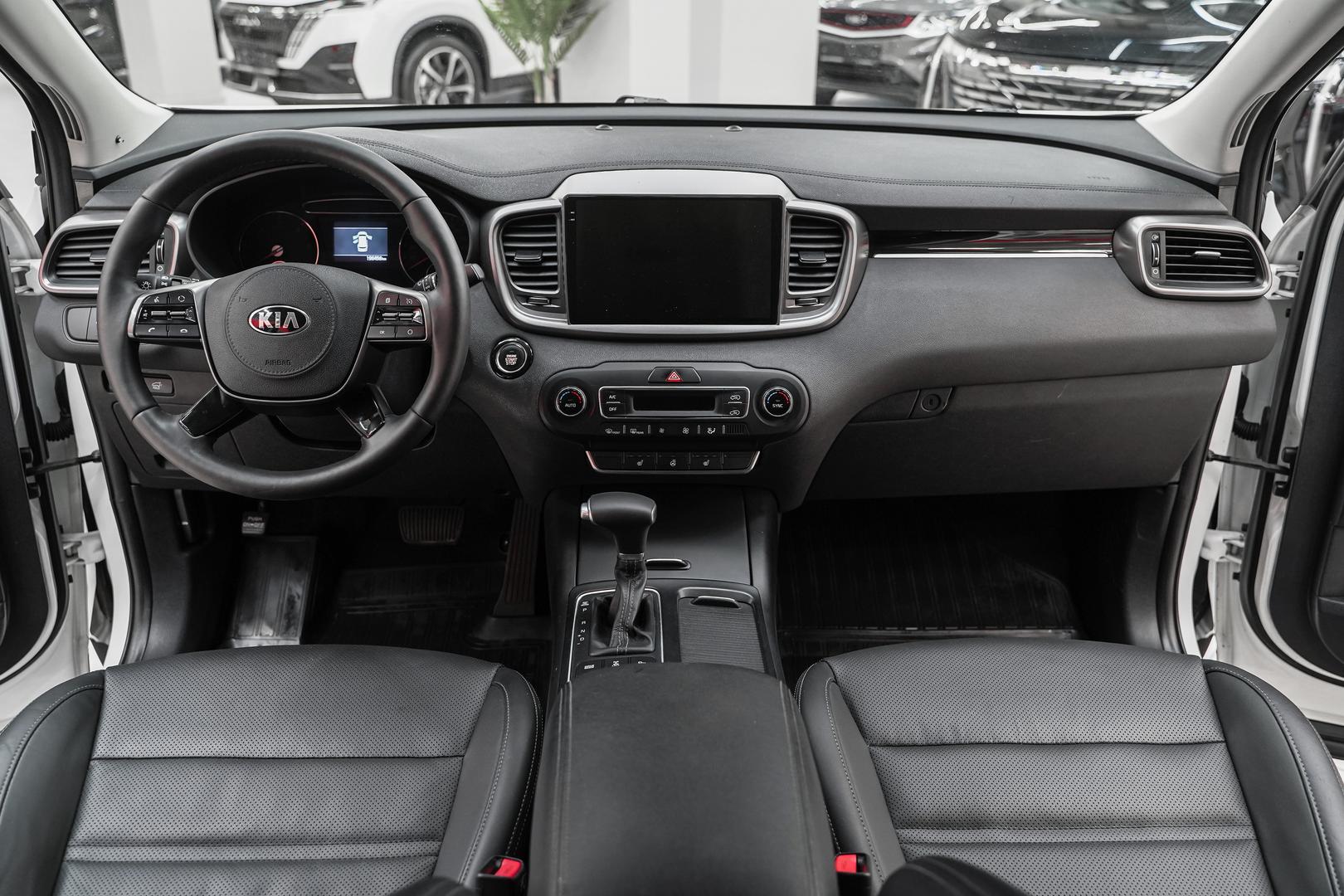 Kia Sorento 2018, белый, ДЦ Орехово