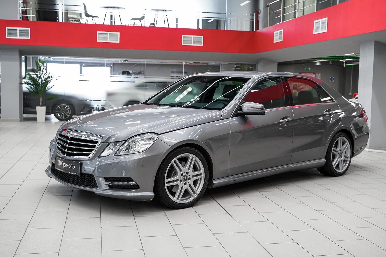 Mercedes-Benz E-Класс 2012, серый, ДЦ Орехово