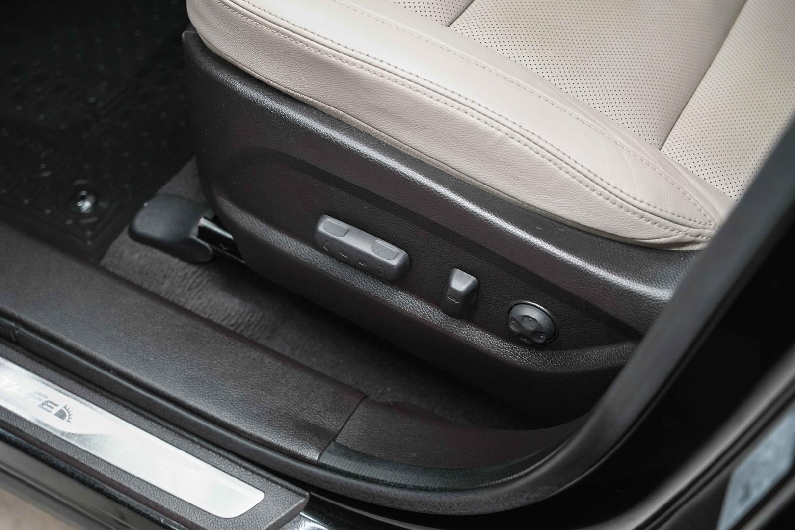 Hyundai Santa Fe 2016, черный, ДЦ Орехово