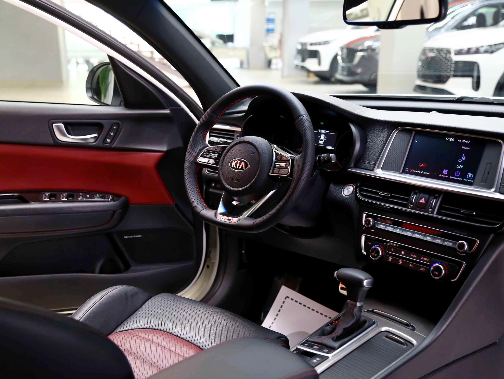 Kia Optima 2019, белый, ДЦ Орехово