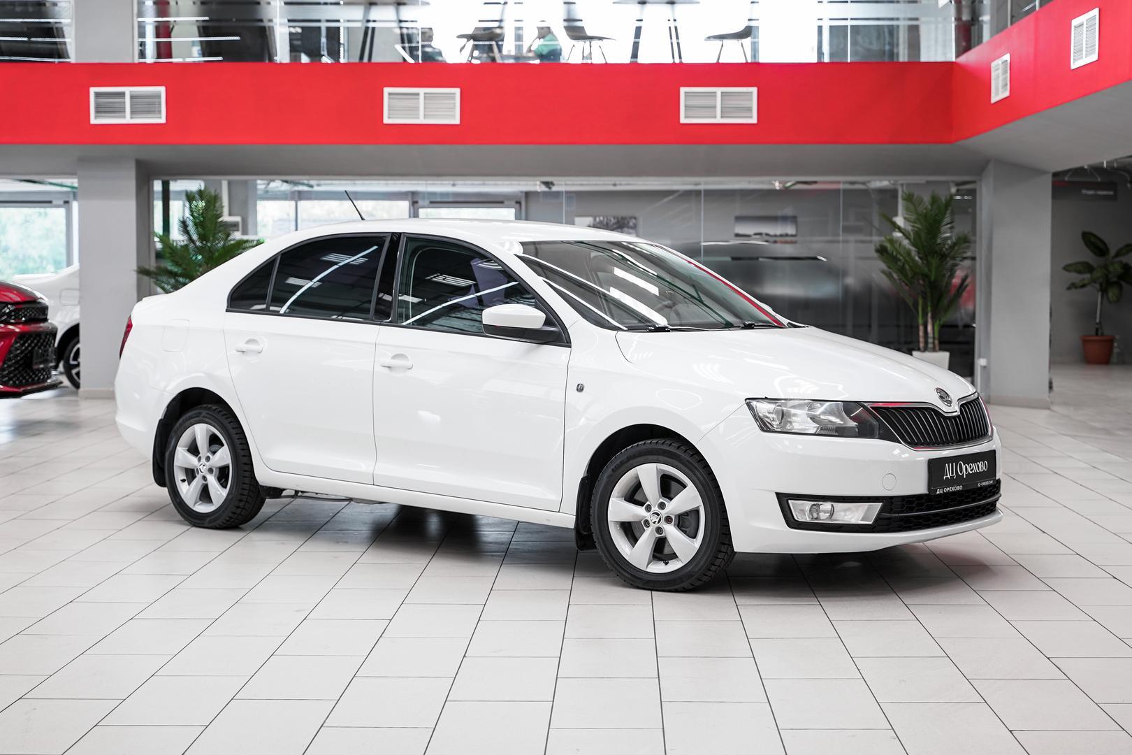 Skoda Rapid 2014, белый, ДЦ Орехово