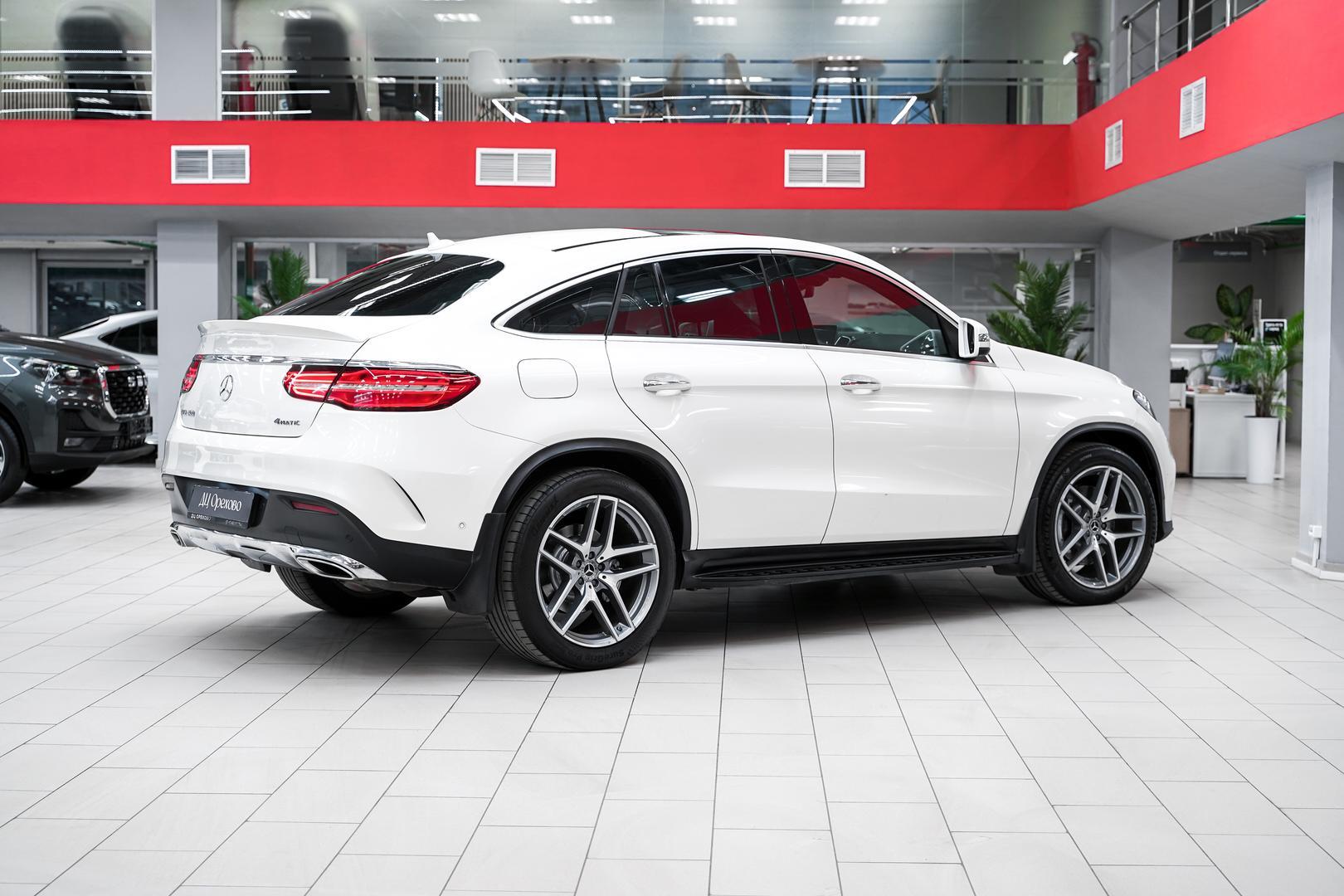 Mercedes-Benz GLE Coupe 2017, белый, ДЦ Орехово