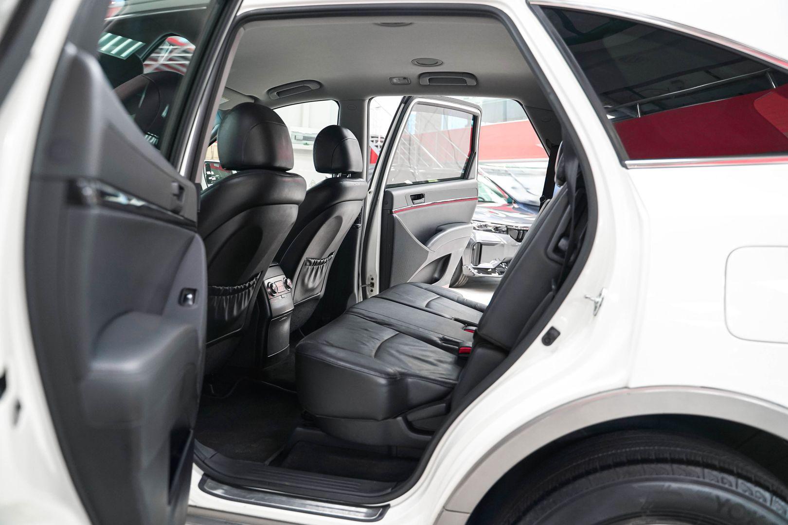 Hyundai ix55 2011, белый, ДЦ Орехово