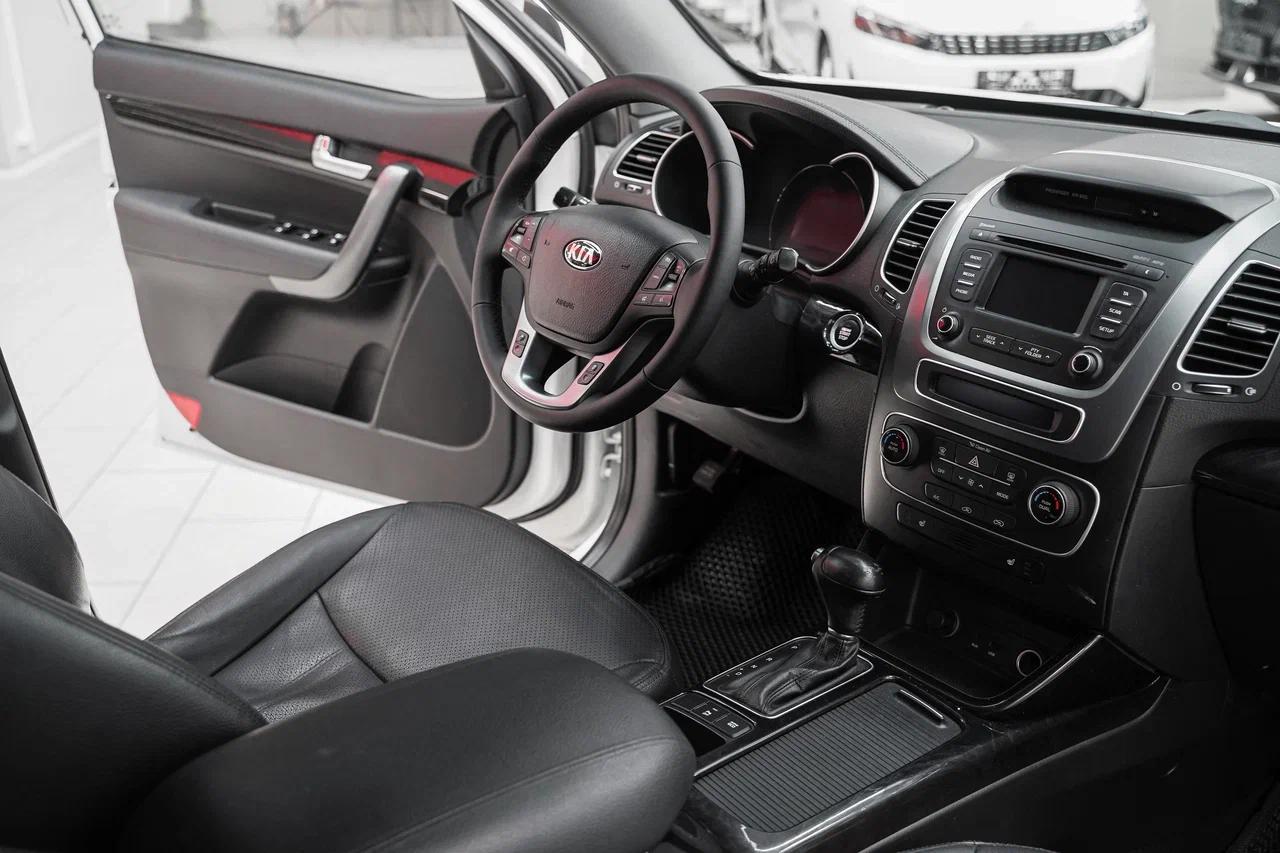 Kia Sorento 2014, белый, ДЦ Орехово