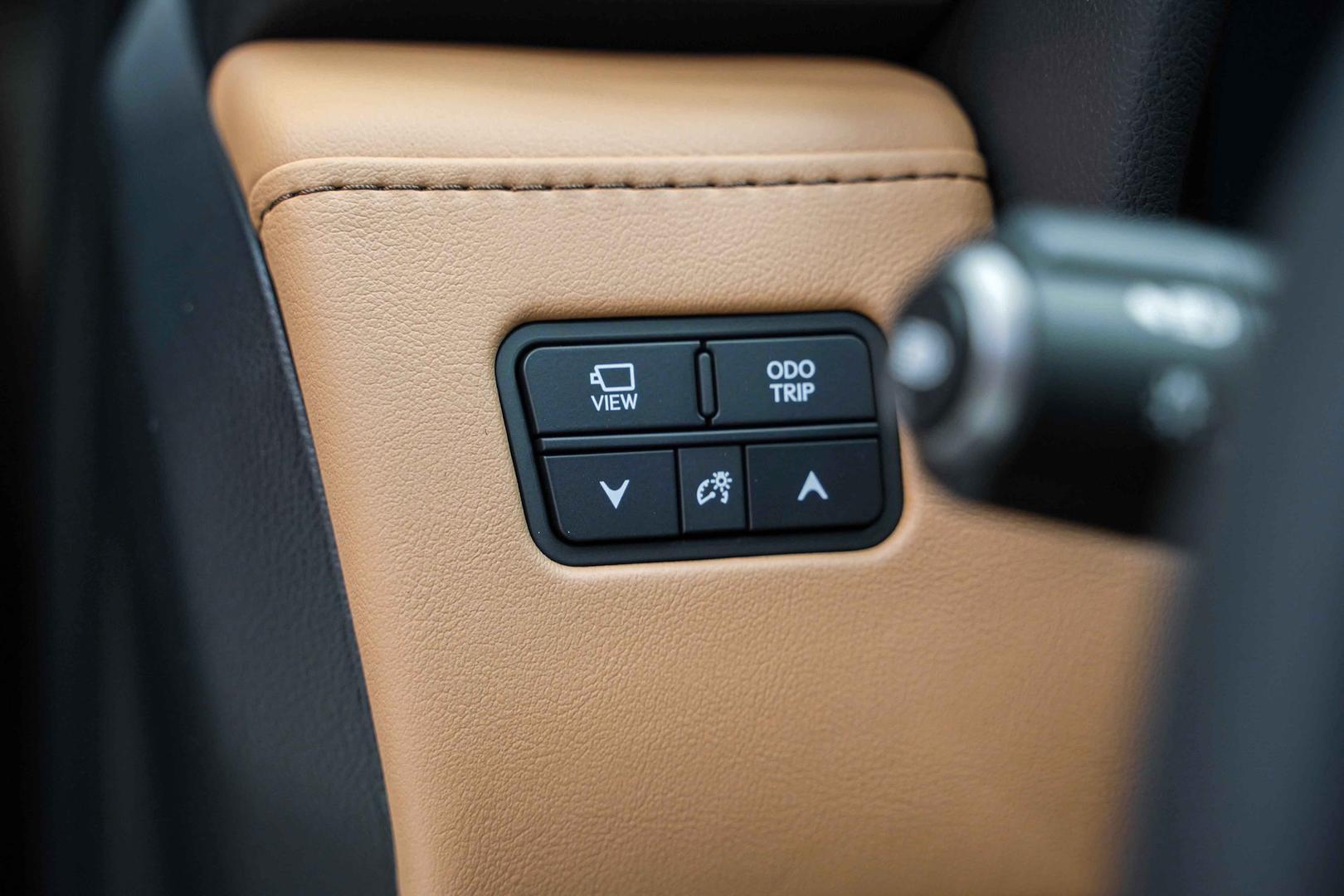 Lexus LX 2026, черный, ДЦ Орехово
