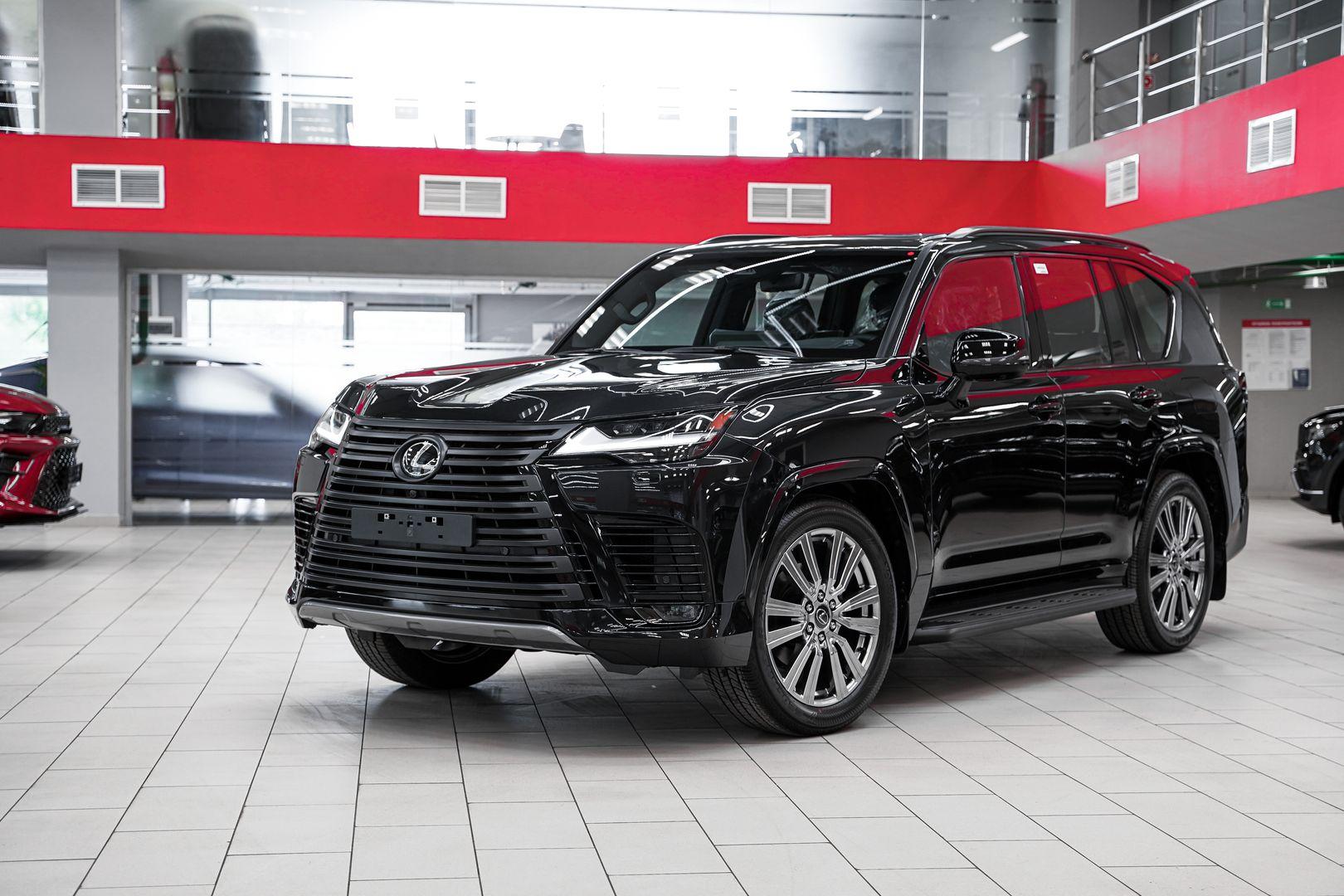 Lexus LX 2025, черный, ДЦ Орехово