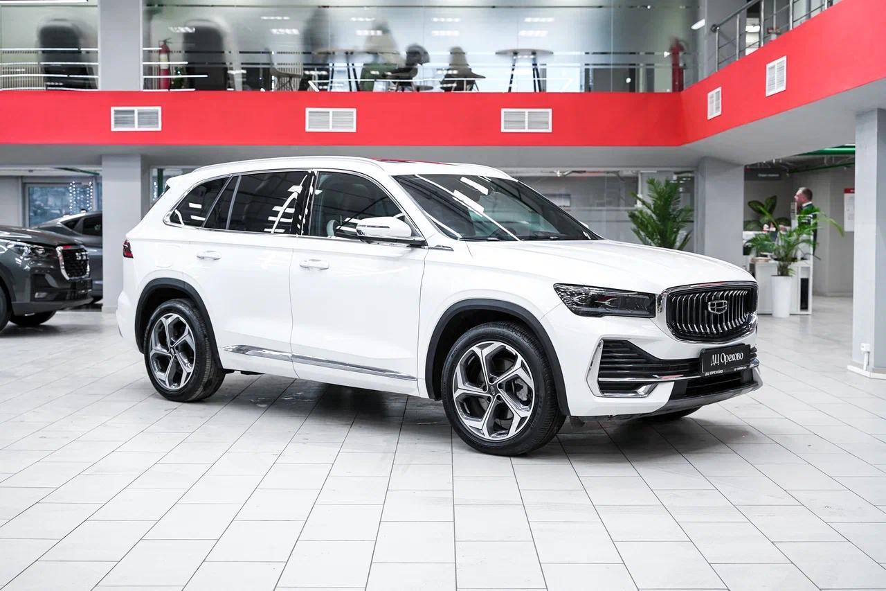 Geely Monjaro 2022, белый, ДЦ Орехово