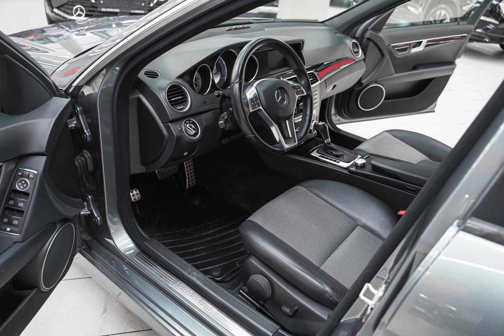 Mercedes-Benz C-Класс 2012, серый, ДЦ Орехово
