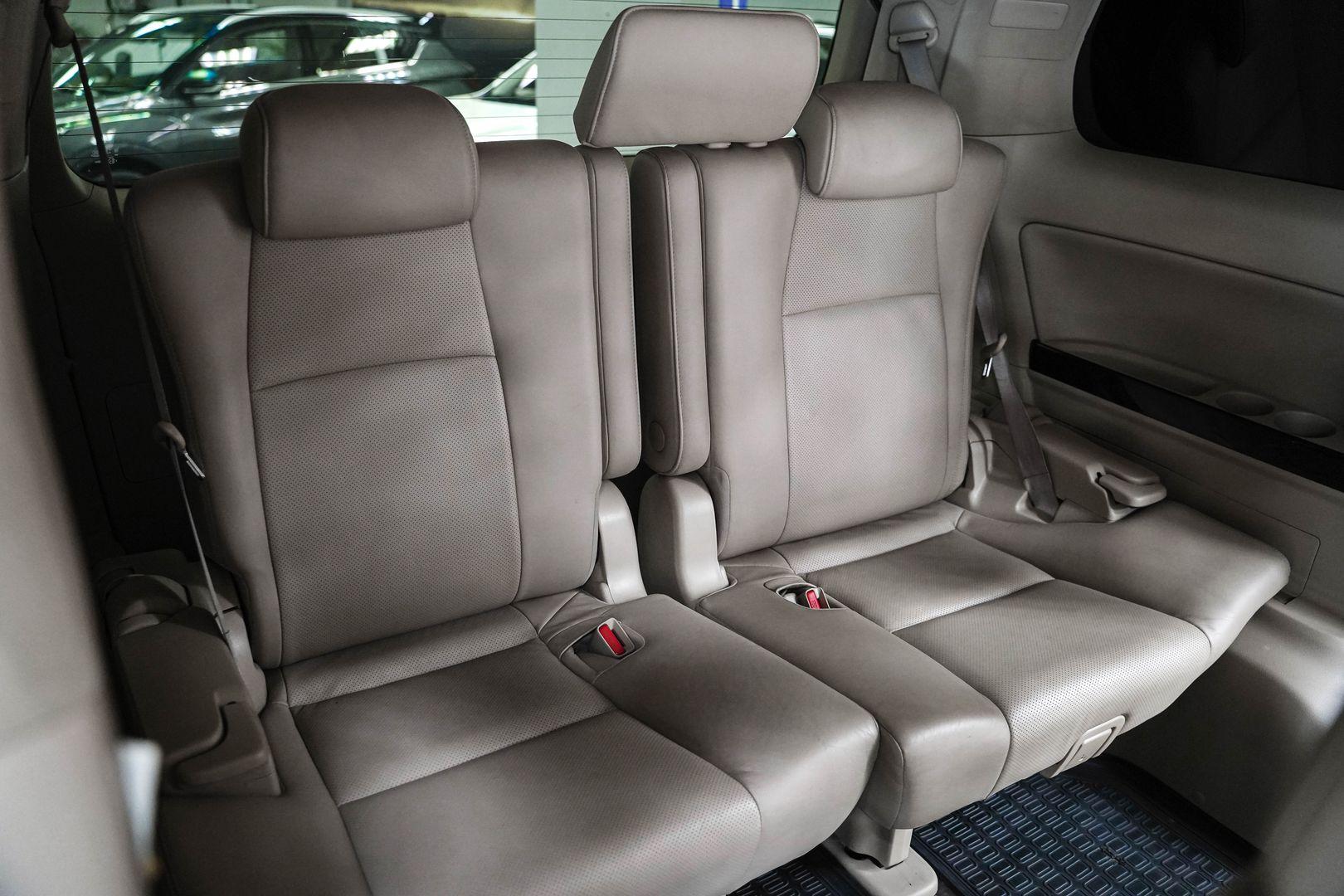 Toyota Alphard 2012, черный, ДЦ Орехово