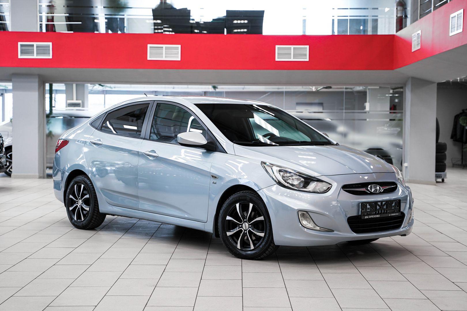 Hyundai Solaris 2011, серый, ДЦ Орехово