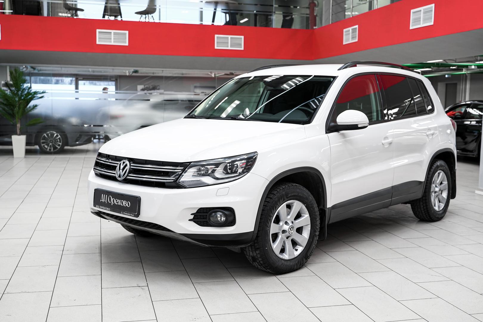 Volkswagen Tiguan 2013, белый, ДЦ Орехово
