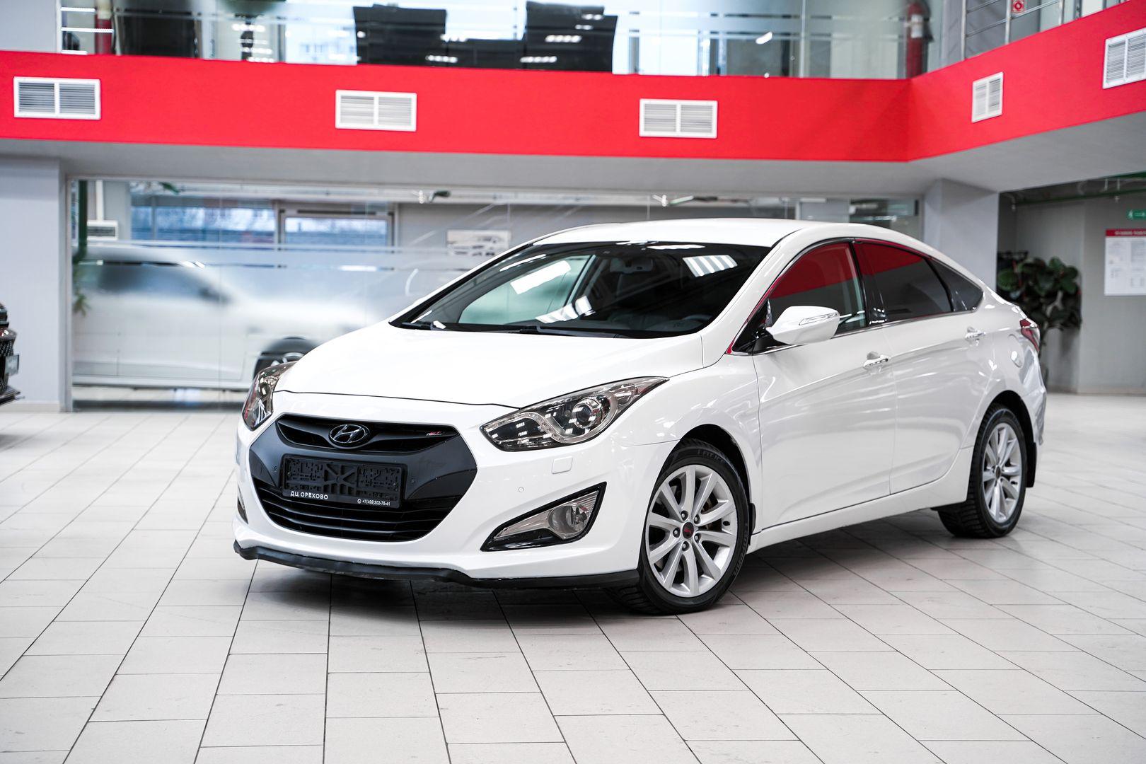 Hyundai i40 2013, белый, ДЦ Орехово