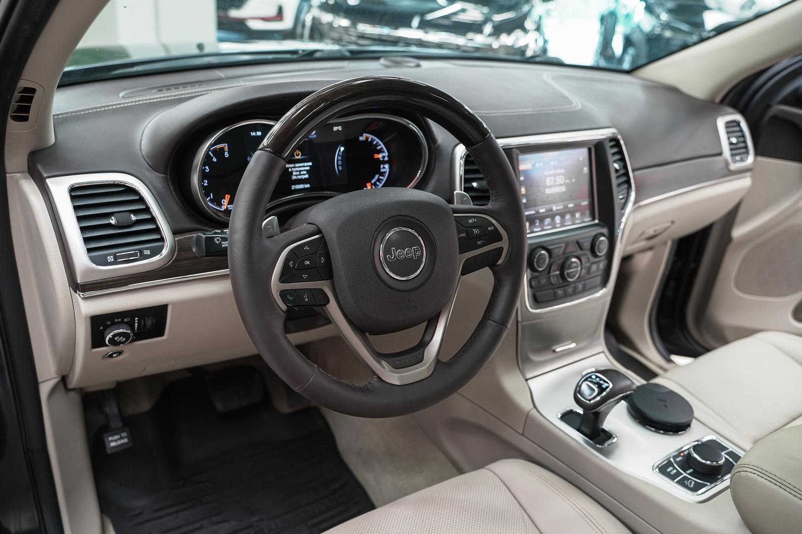 Jeep Grand Cherokee 2013, серый, ДЦ Орехово