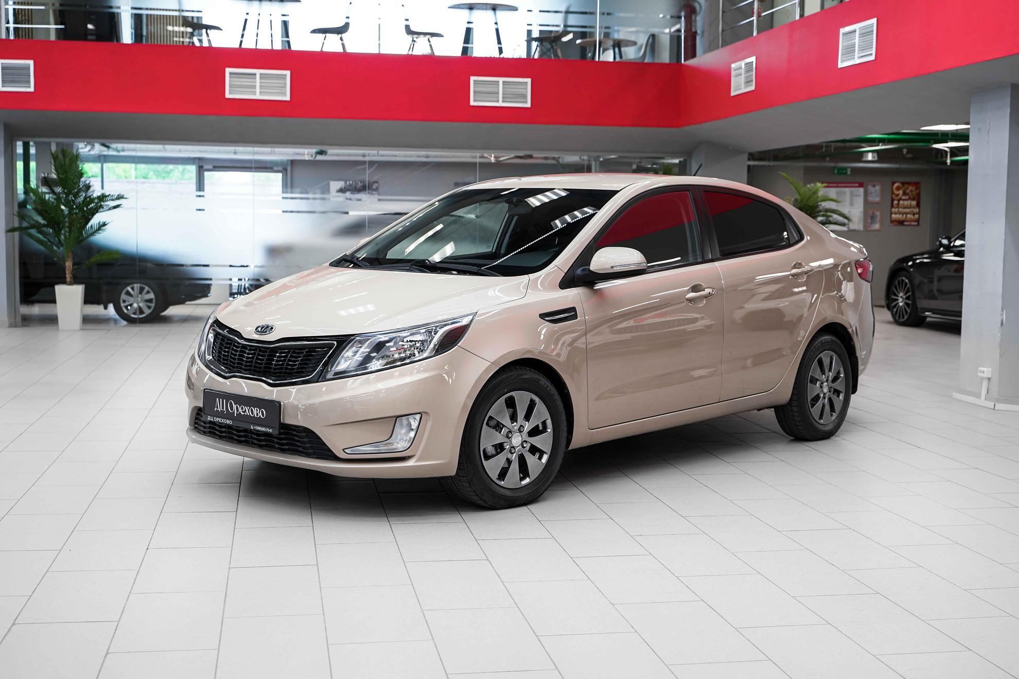 Kia Rio 2012, бежевый, ДЦ Орехово