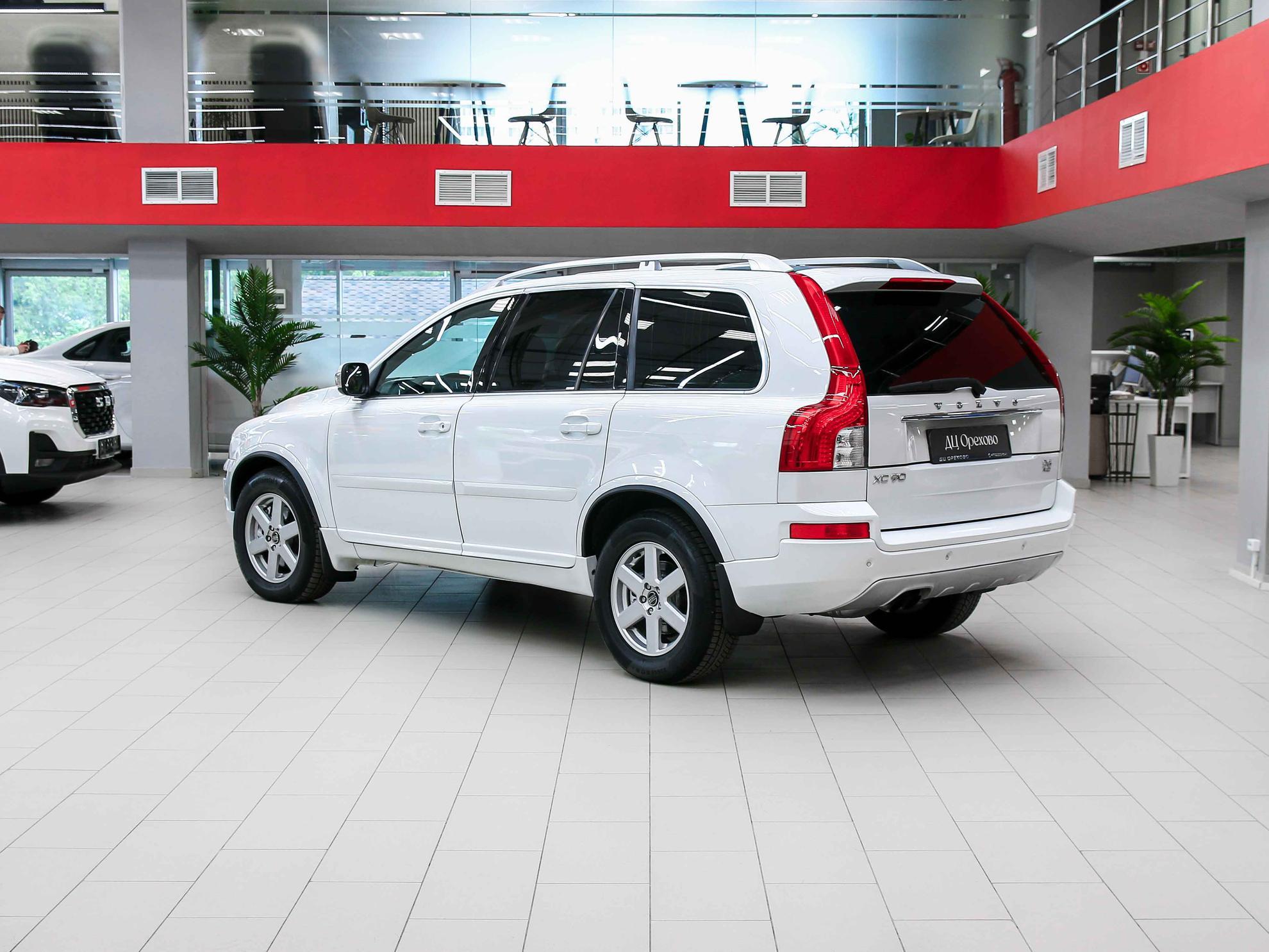 Volvo XC90 2012, белый, ДЦ Орехово