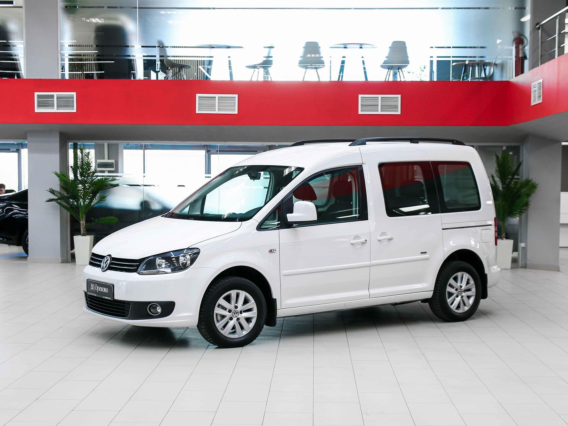 Volkswagen Caddy 2013, белый, ДЦ Орехово