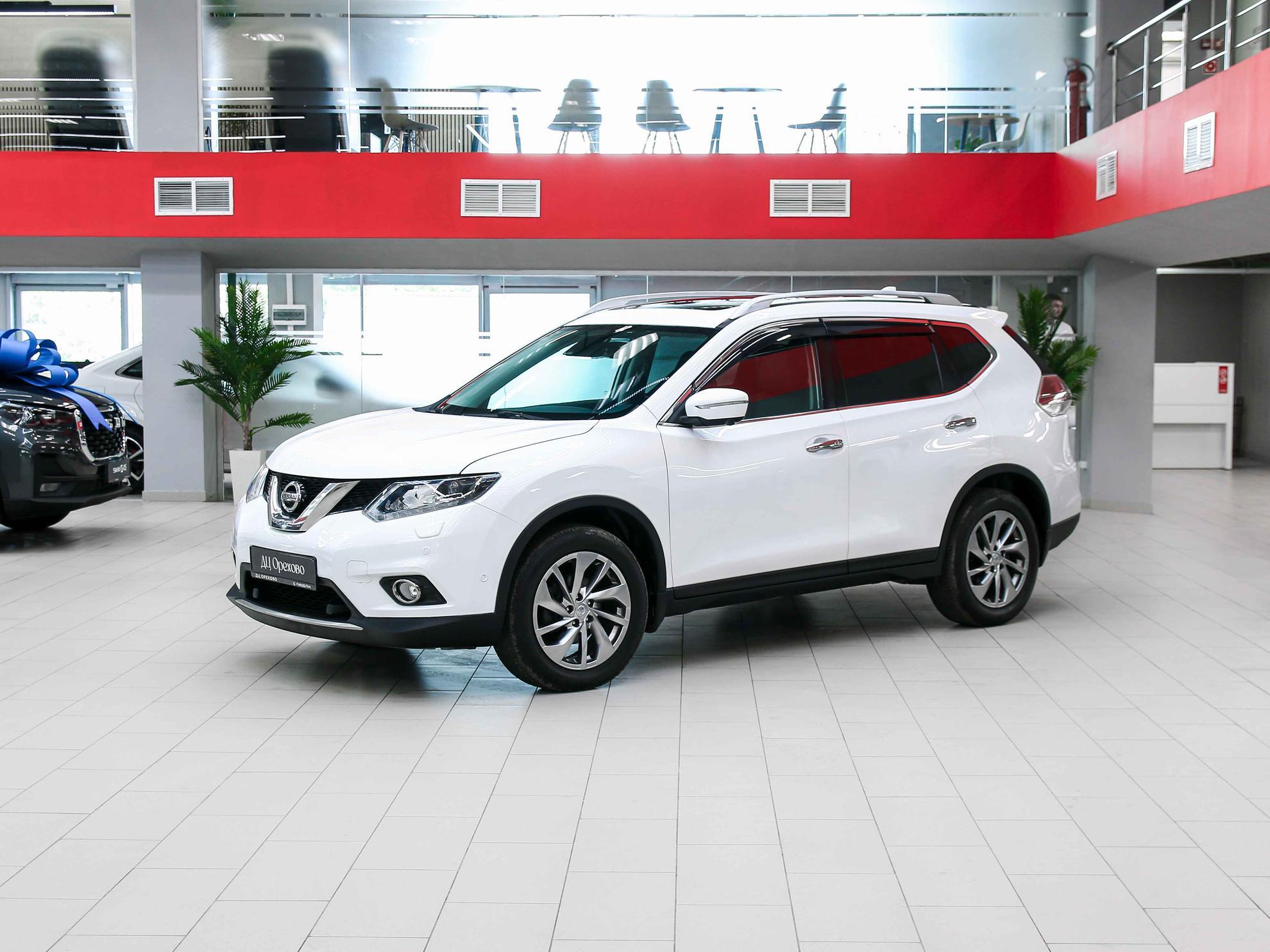 Nissan X-Trail 2017, белый, ДЦ Орехово