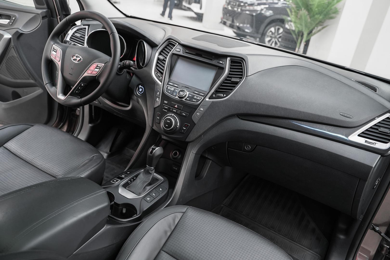 Hyundai Santa Fe 2012, коричневый, ДЦ Орехово