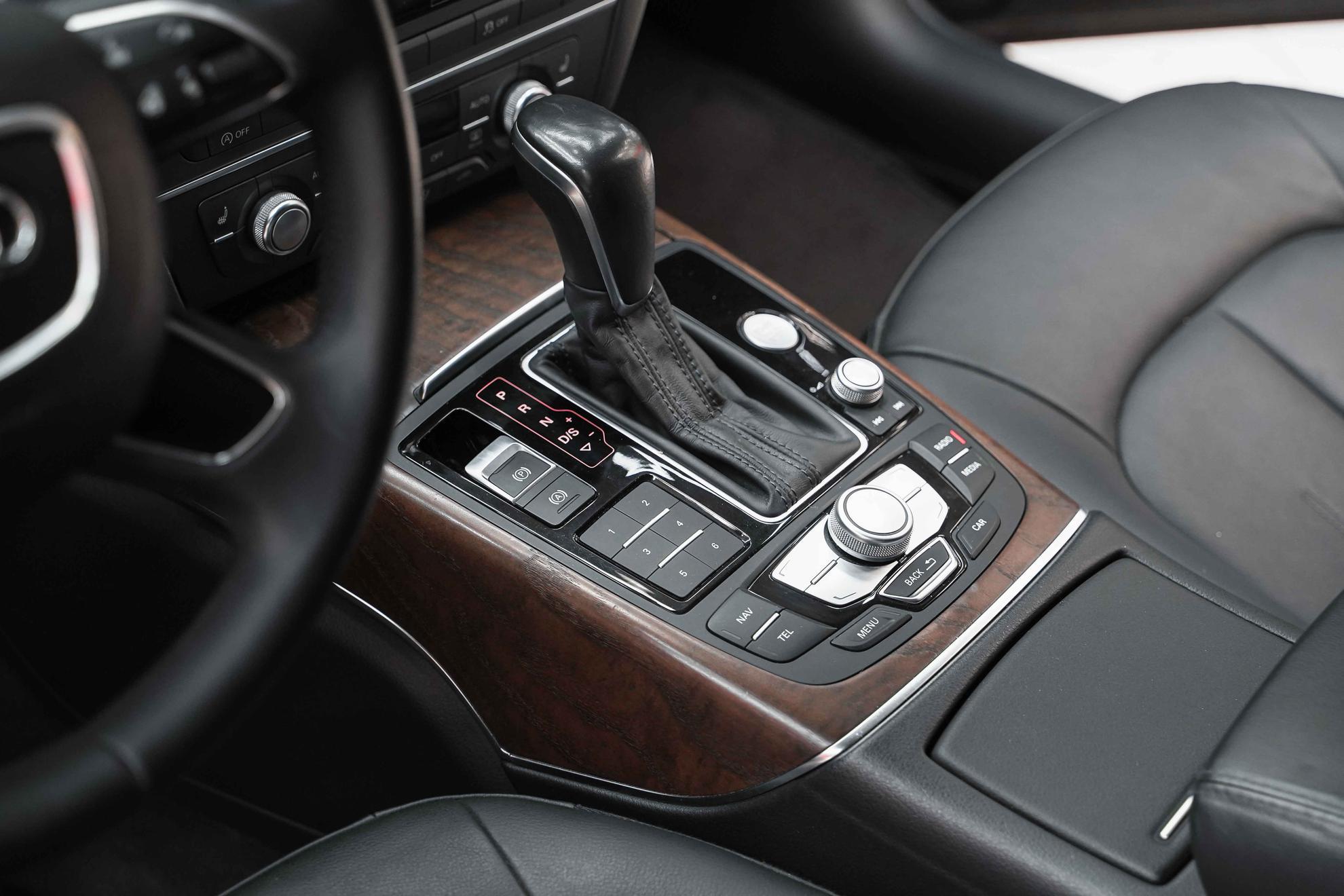 Audi A6 2016, черный, ДЦ Орехово
