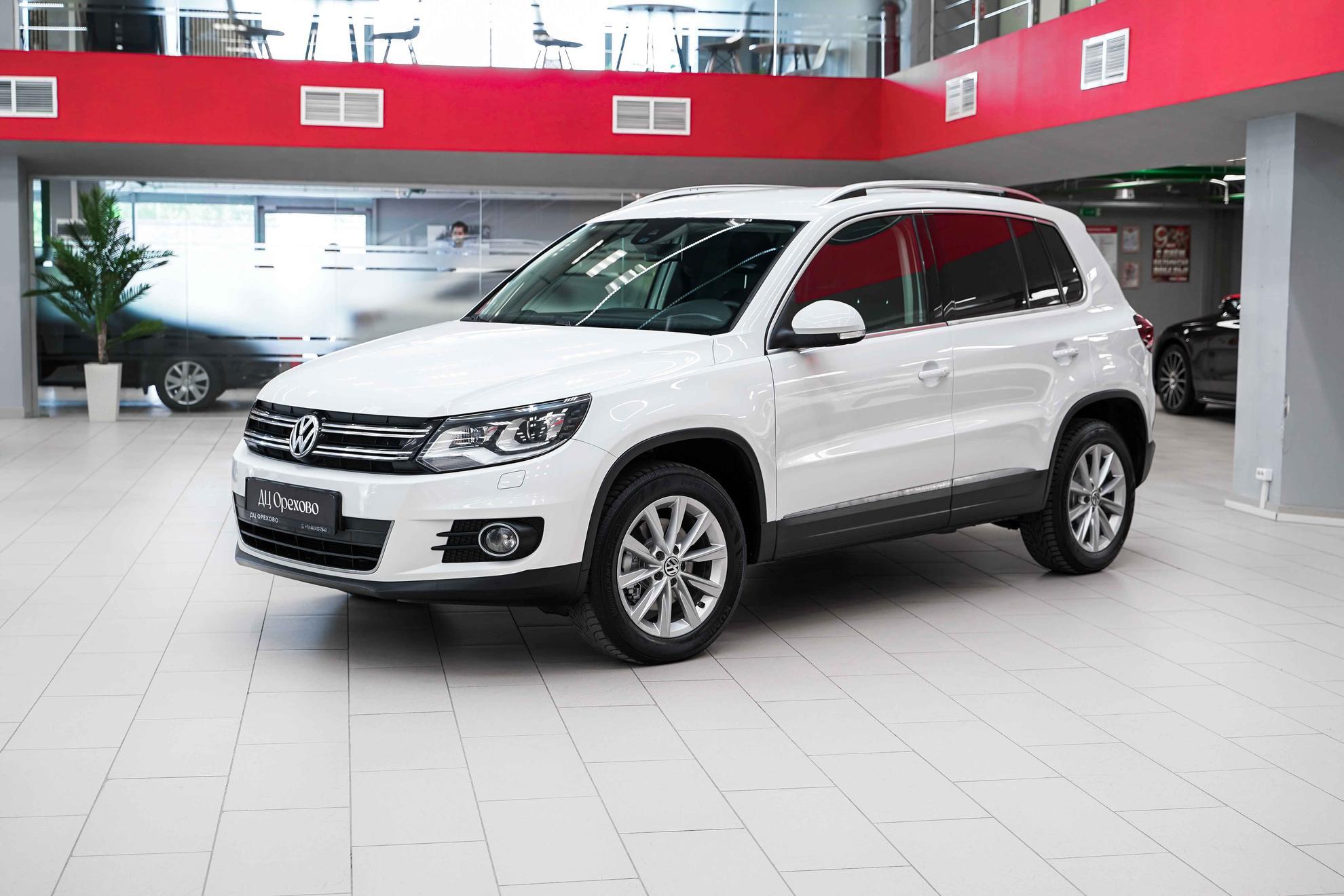 Volkswagen Tiguan 2015, белый, ДЦ Орехово