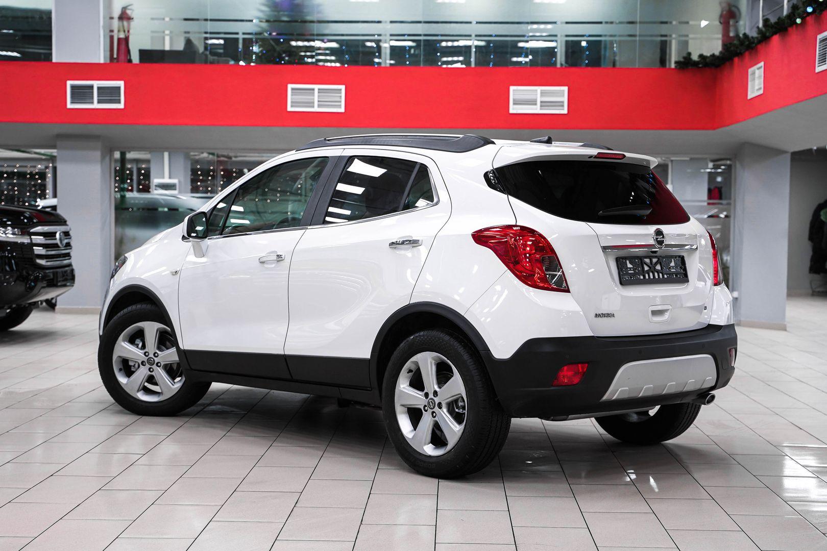 Opel Mokka 2012, белый, ДЦ Орехово