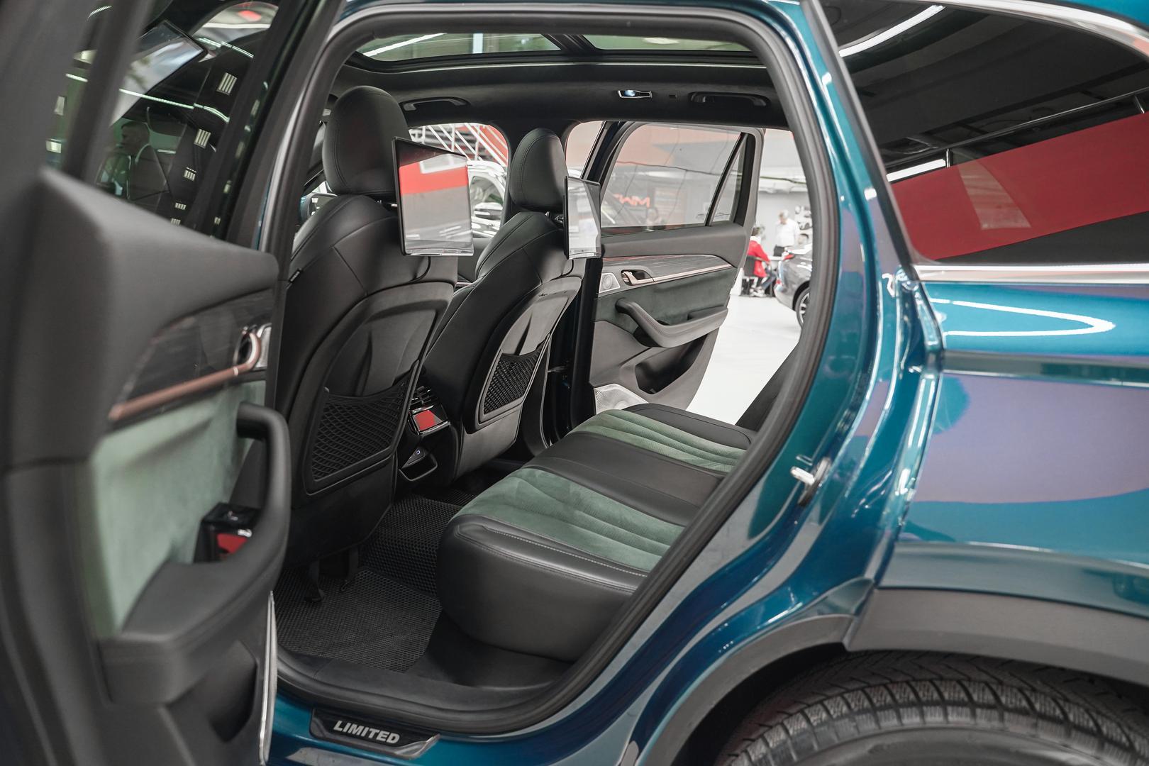 Geely Monjaro 2023, синий, ДЦ Орехово