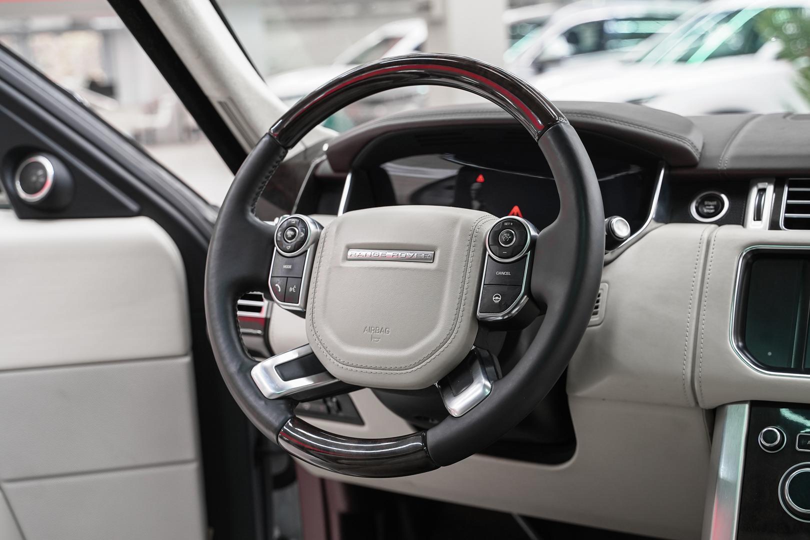 Land Rover Range Rover 2015, белый, ДЦ Орехово