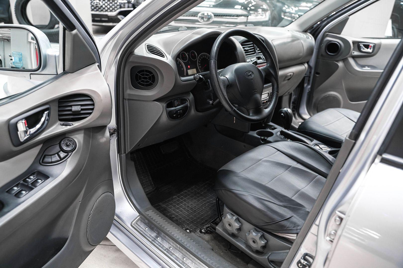 Hyundai Santa Fe 2008, серебряный, ДЦ Орехово