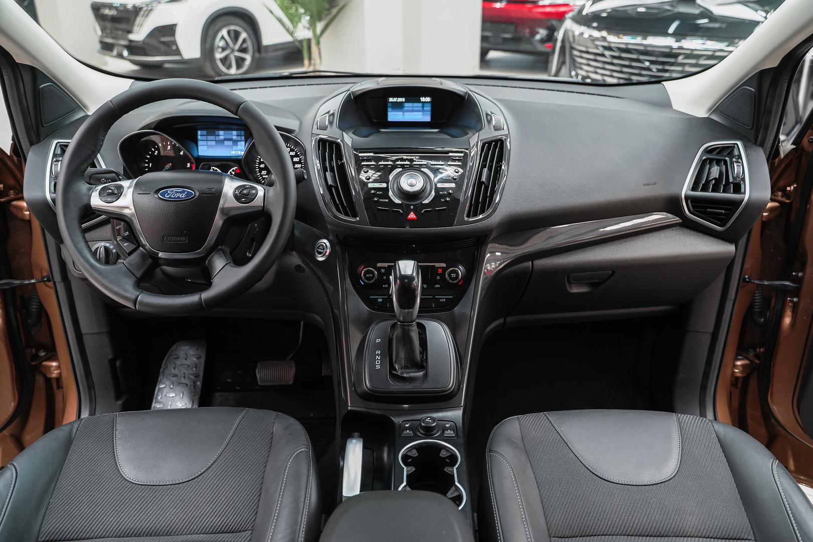 Ford Kuga 2013, коричневый, ДЦ Орехово