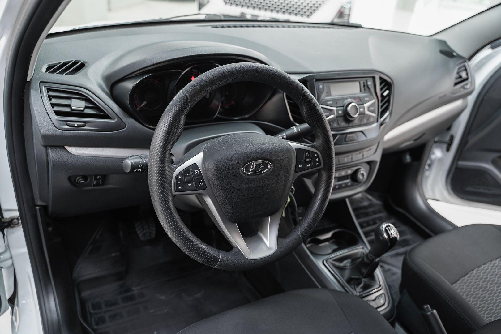 LADA (ВАЗ) Vesta 2018, белый, ДЦ Орехово
