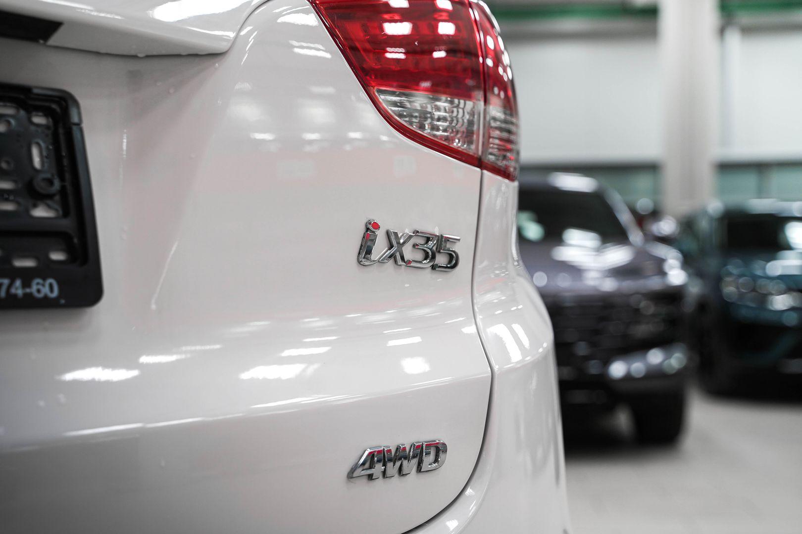 Hyundai ix35 2012, белый, ДЦ Орехово