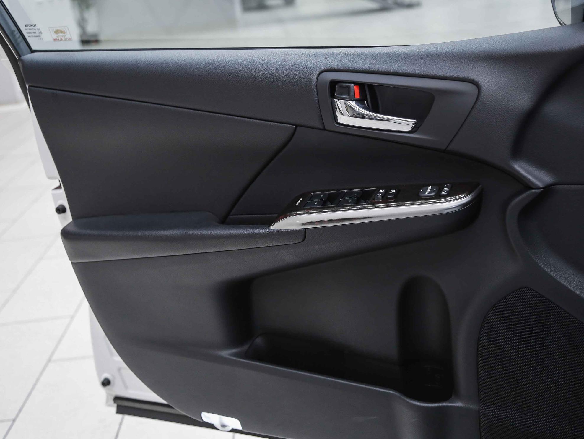 Toyota Camry 2017, белый, ДЦ Орехово