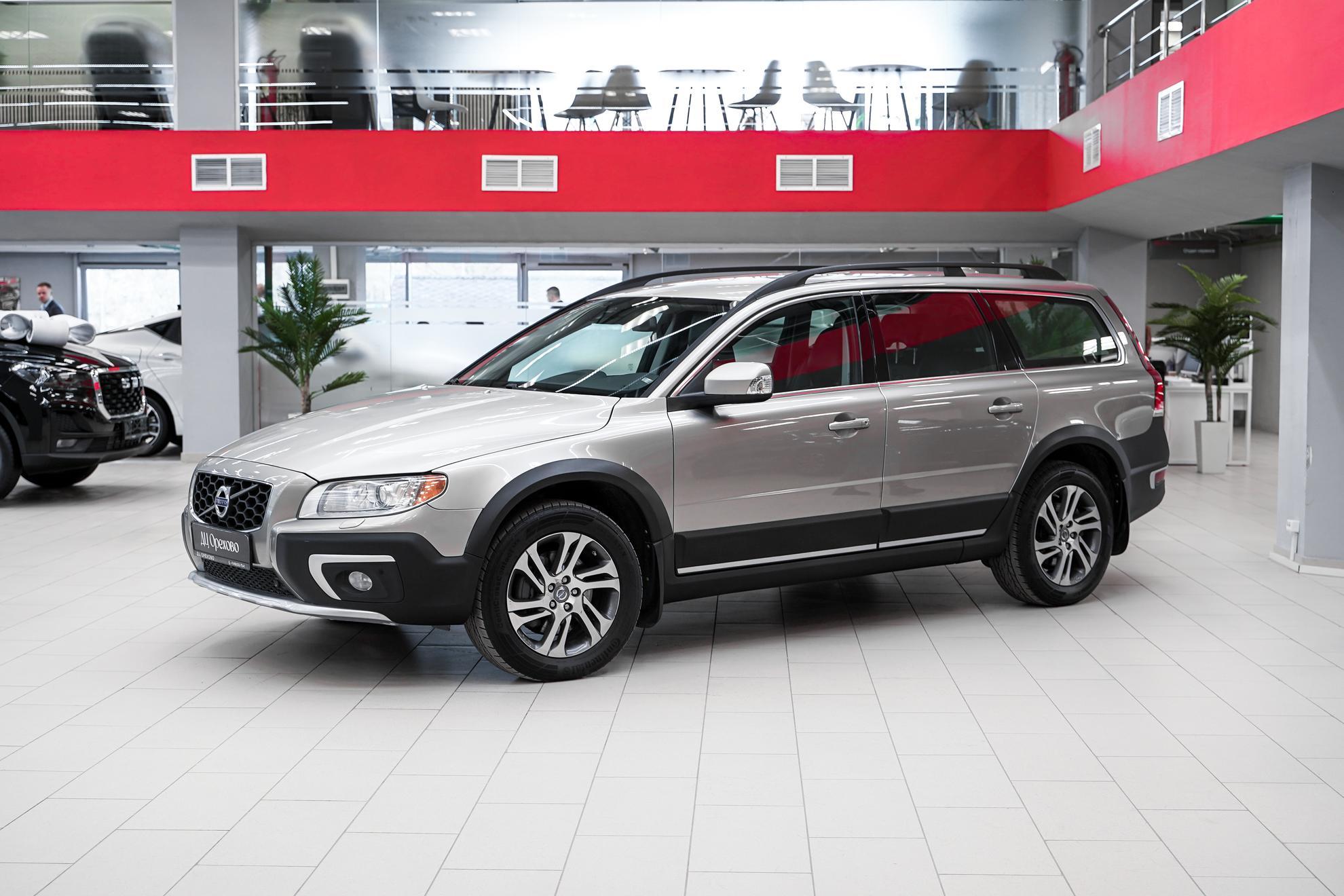 Volvo XC70 2013, бежевый, ДЦ Орехово