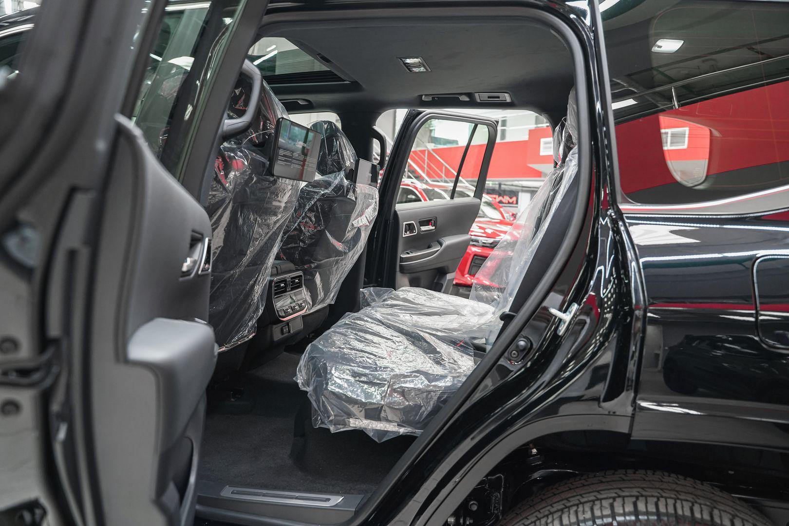 Toyota Land Cruiser 2024, черный, ДЦ Орехово