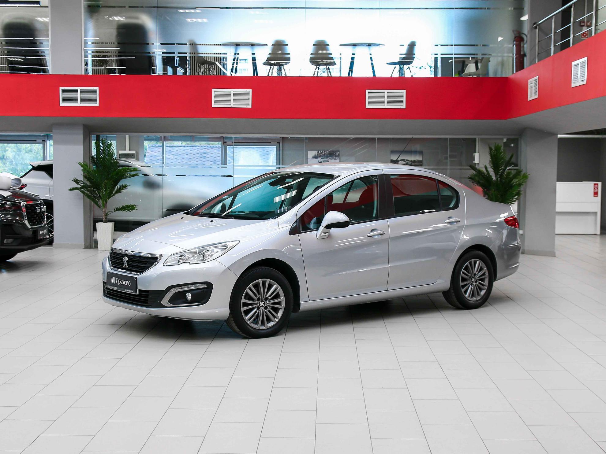 Peugeot 408 2017, серебряный, ДЦ Орехово