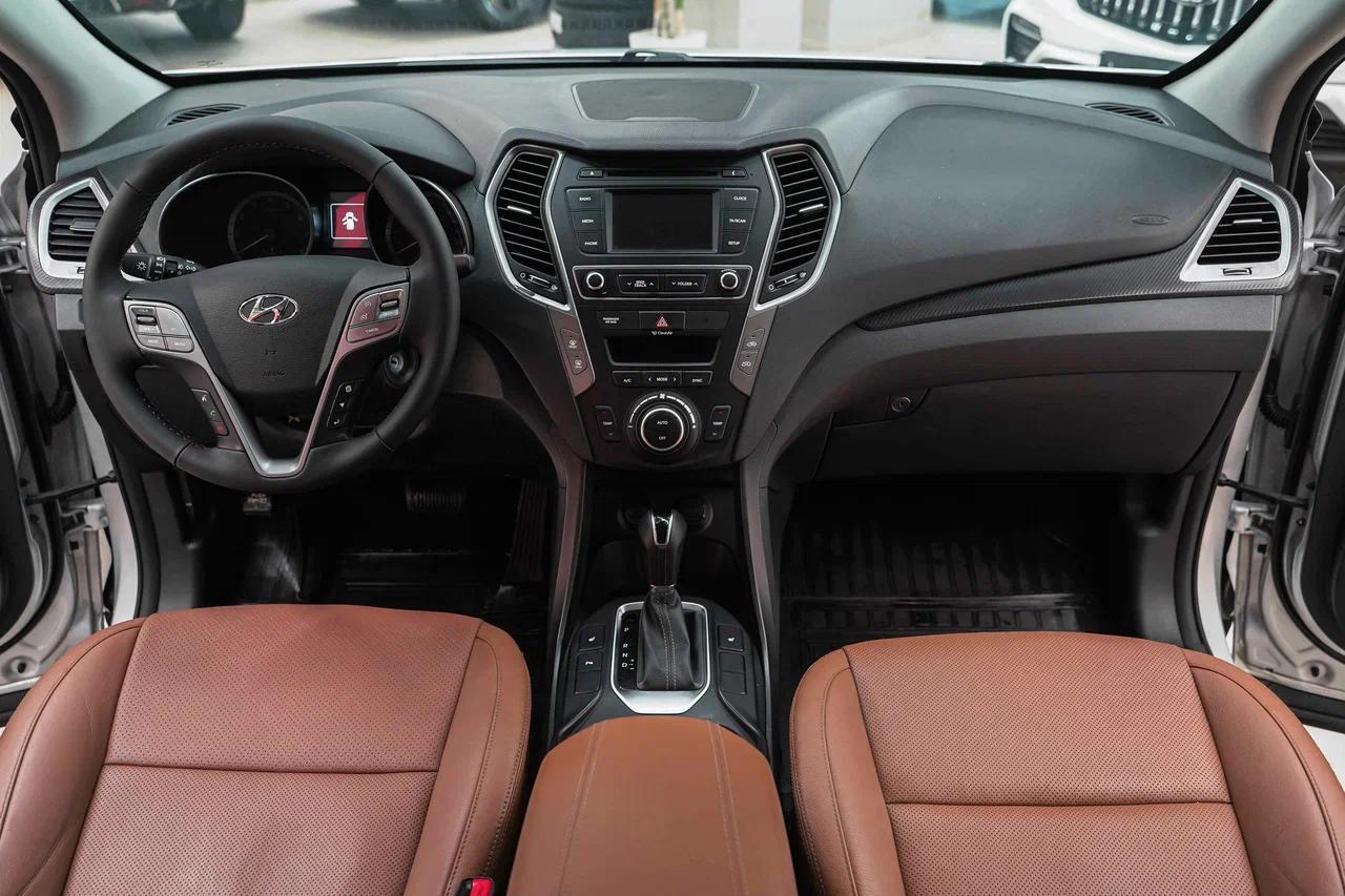 Hyundai Santa Fe 2017, серебряный, ДЦ Орехово
