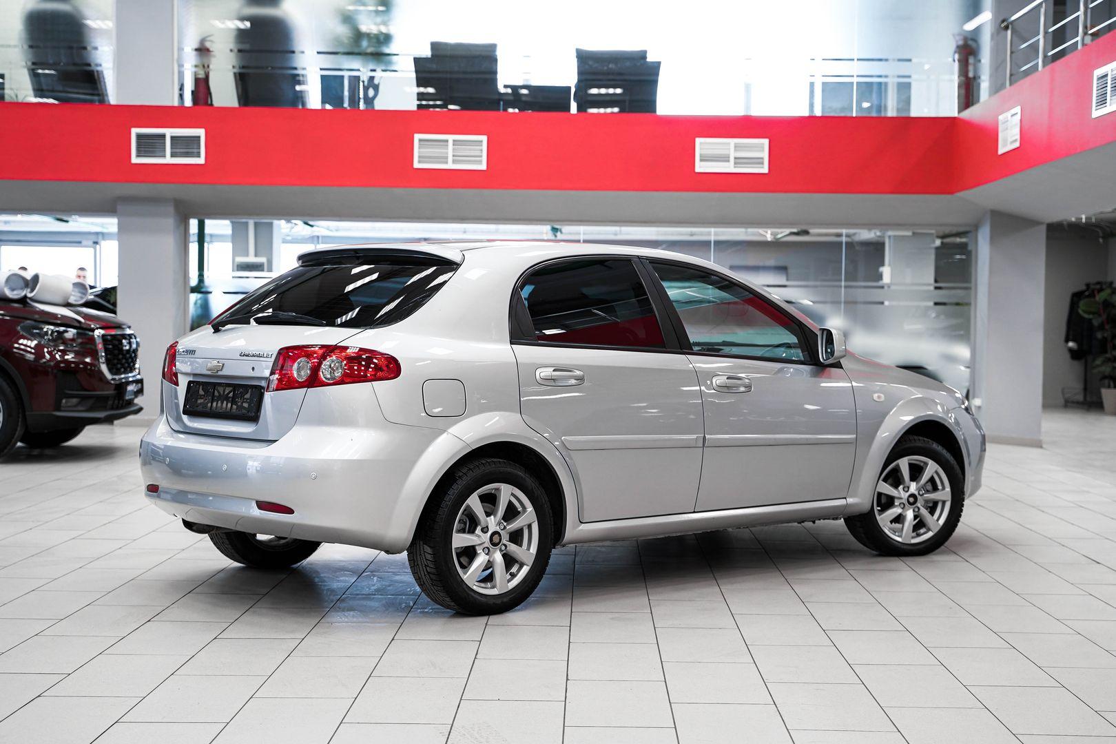 Chevrolet Lacetti 2012, серебряный, ДЦ Орехово