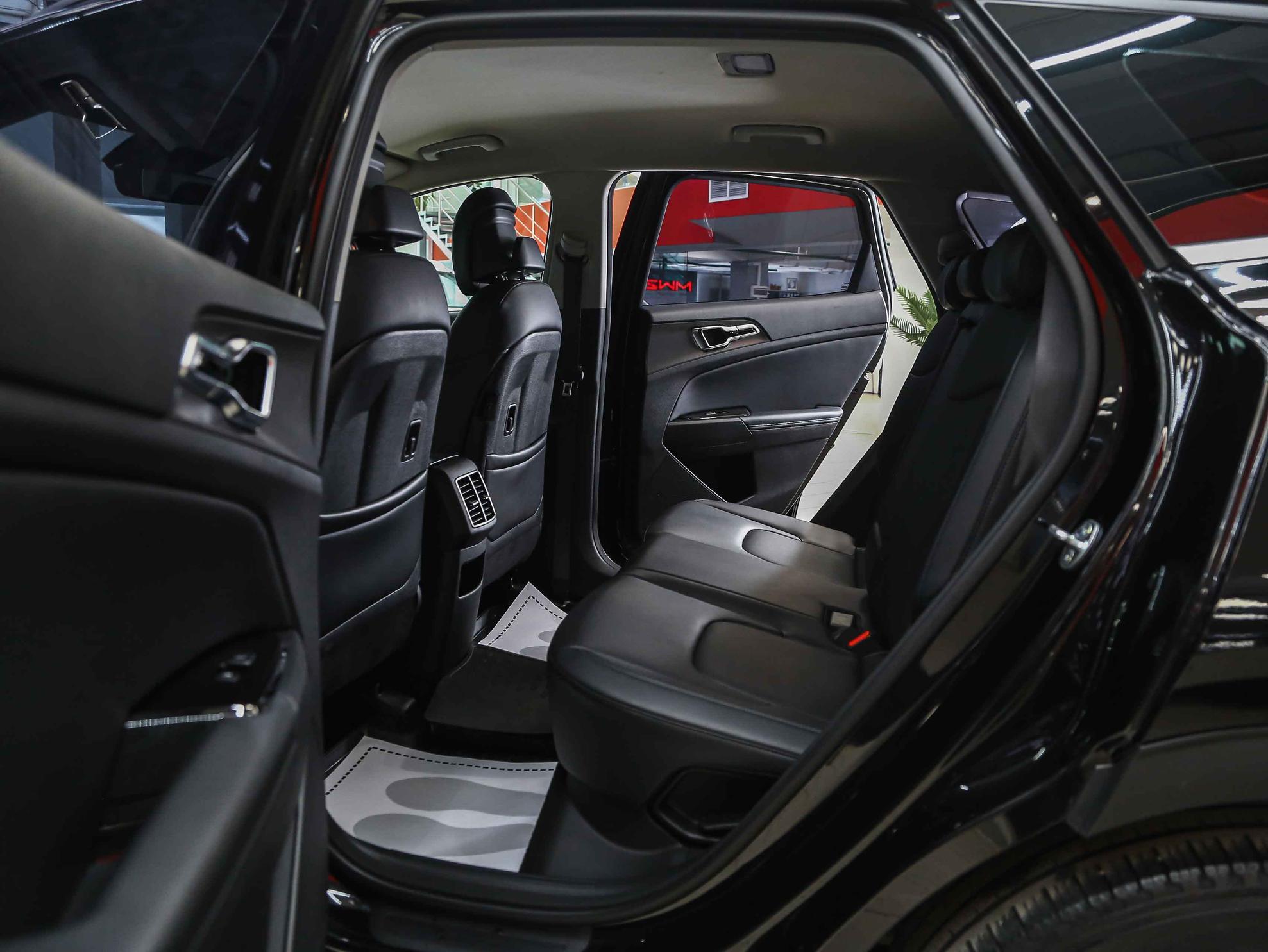 Kia Sportage 2023, черный, ДЦ Орехово