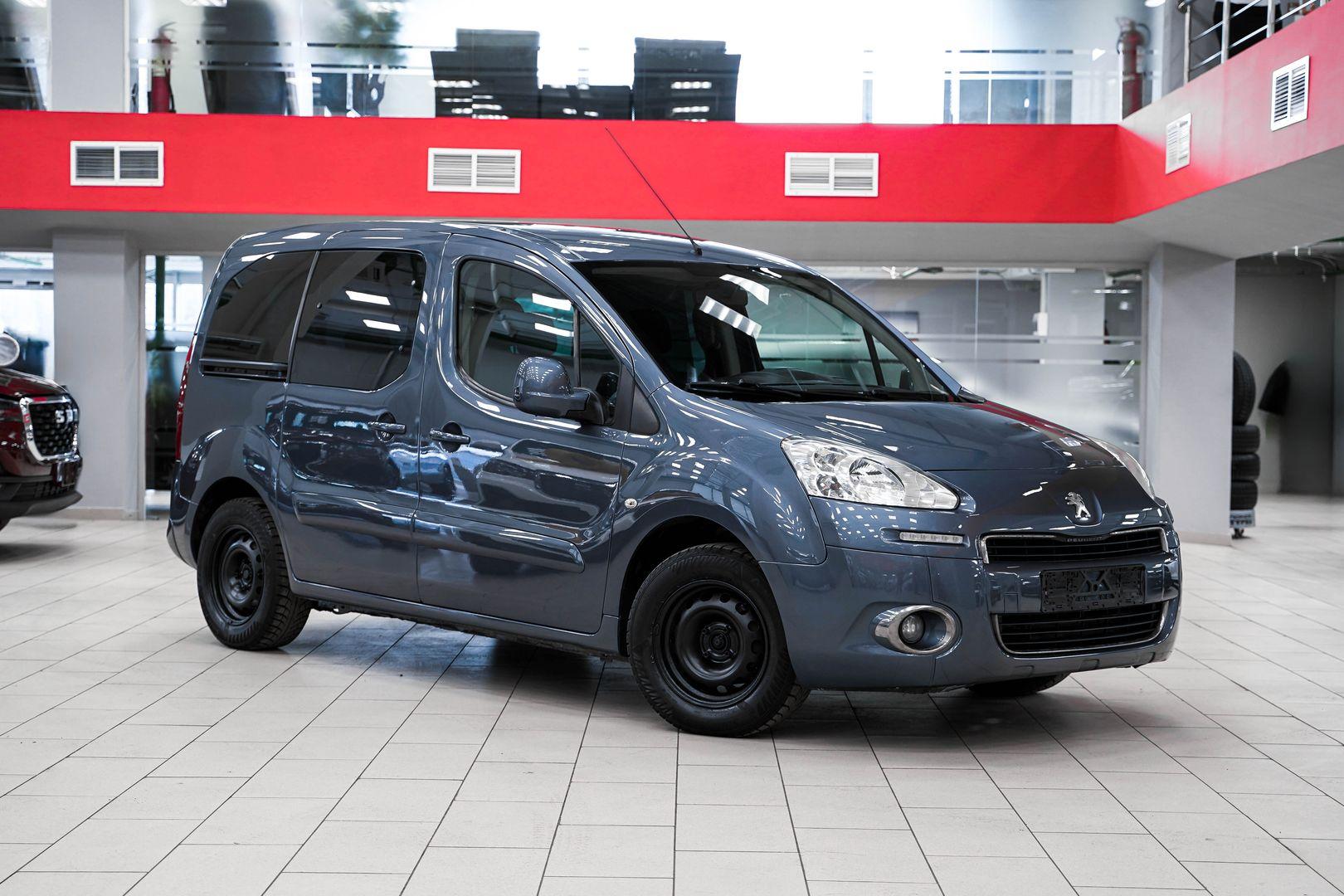 Peugeot Partner 2012, серый, ДЦ Орехово