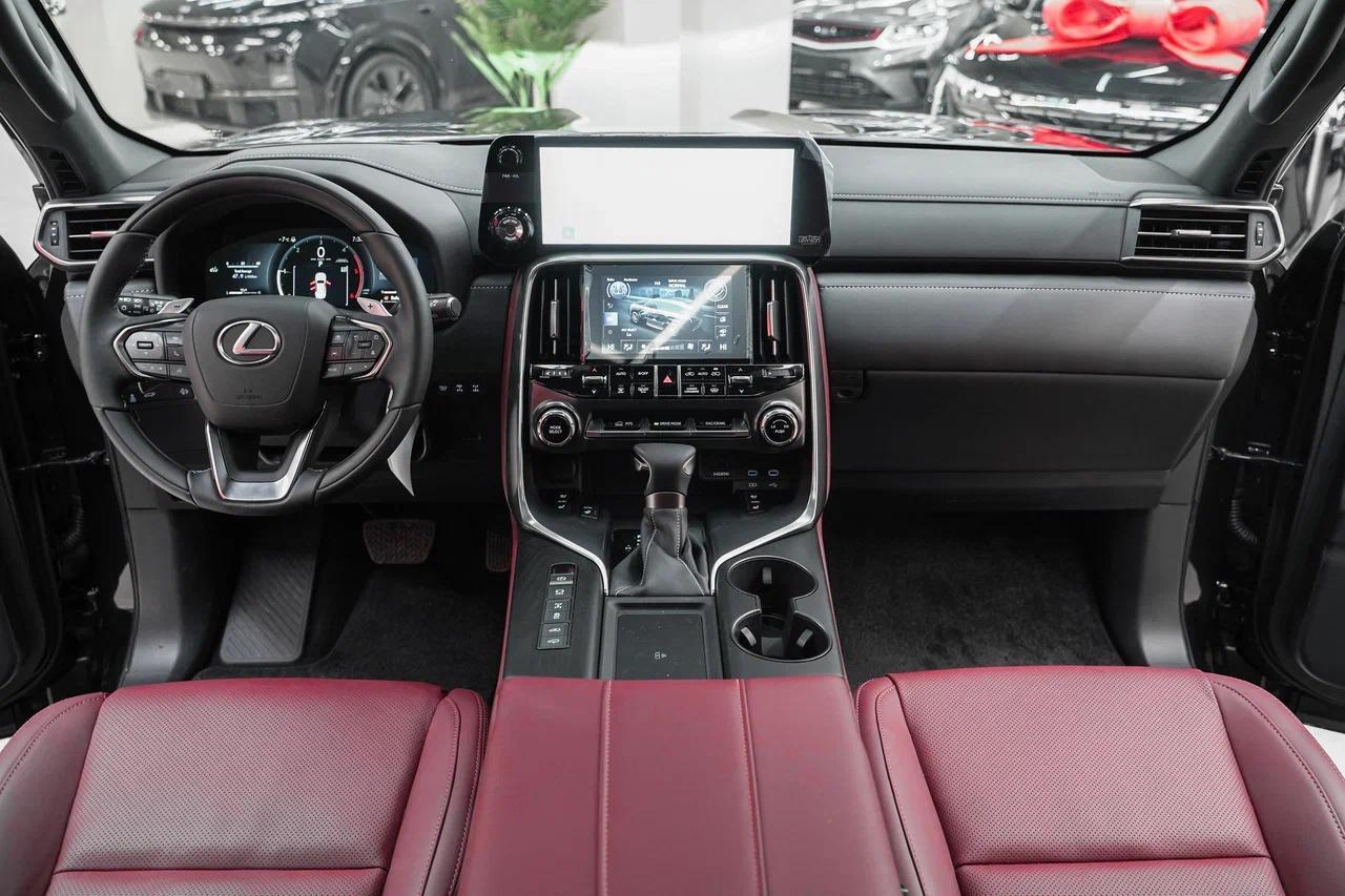 Lexus LX 2025, черный, ДЦ Орехово