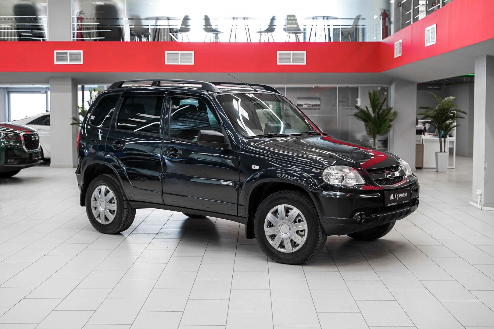 Chevrolet Niva 2016, черный, ДЦ Орехово