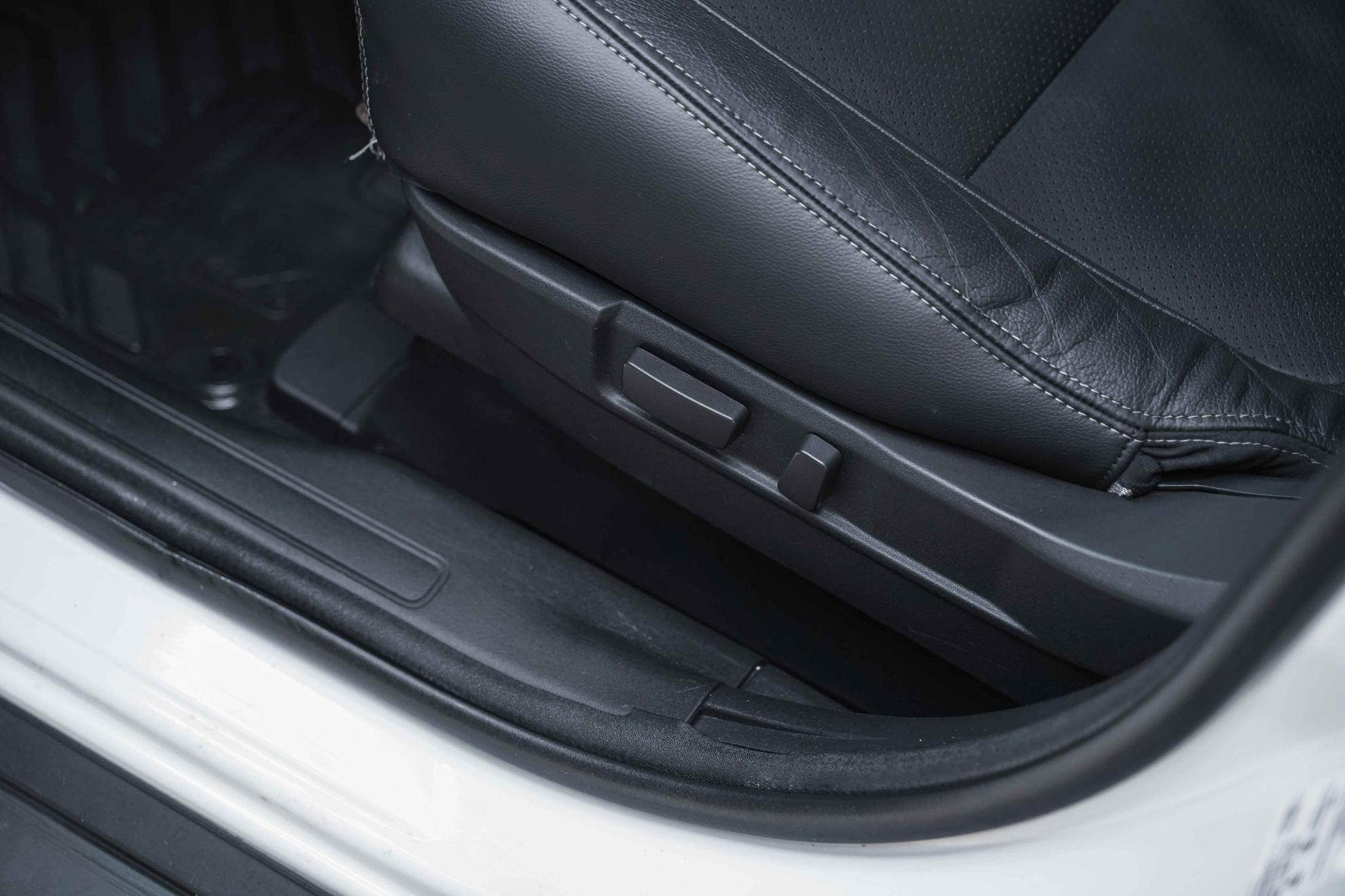 Mitsubishi Outlander 2017, белый, ДЦ Орехово