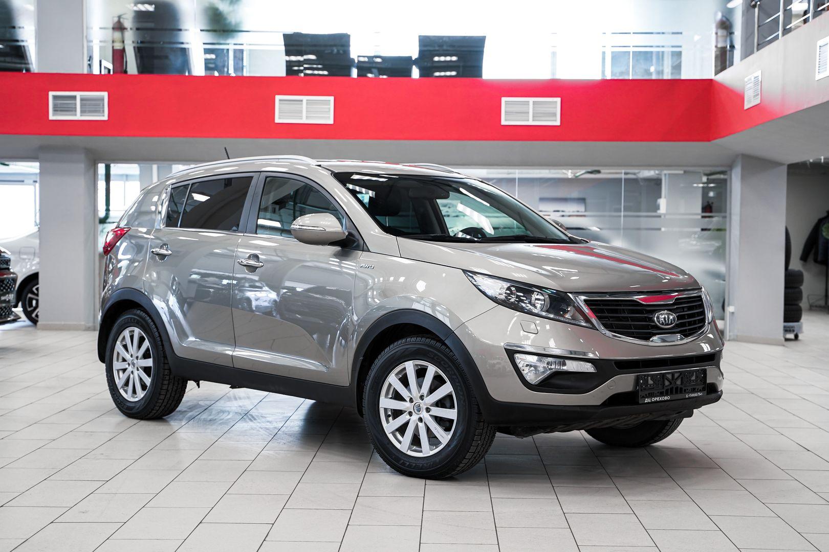 Kia Sportage 2012, серебряный, ДЦ Орехово