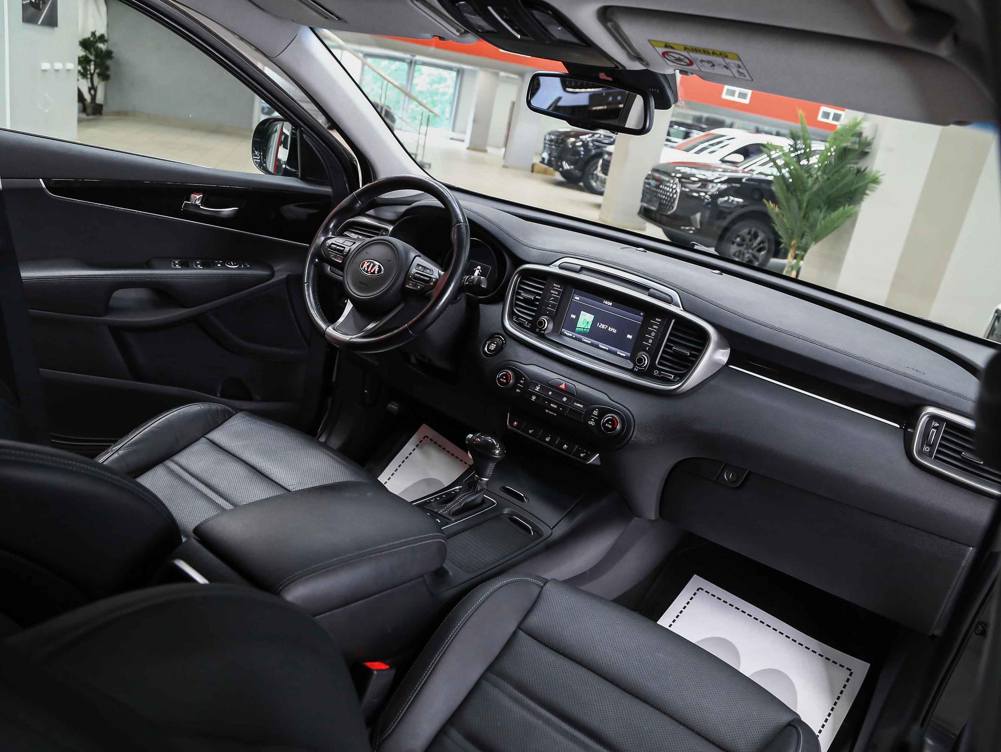 Kia Sorento 2016, серый, ДЦ Орехово