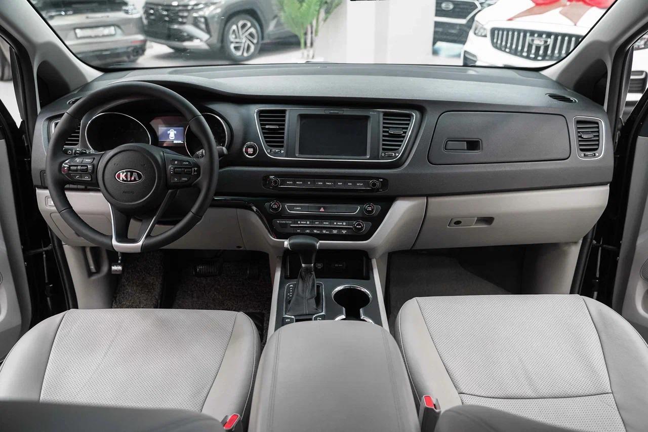 Kia Carnival 2019, черный, ДЦ Орехово