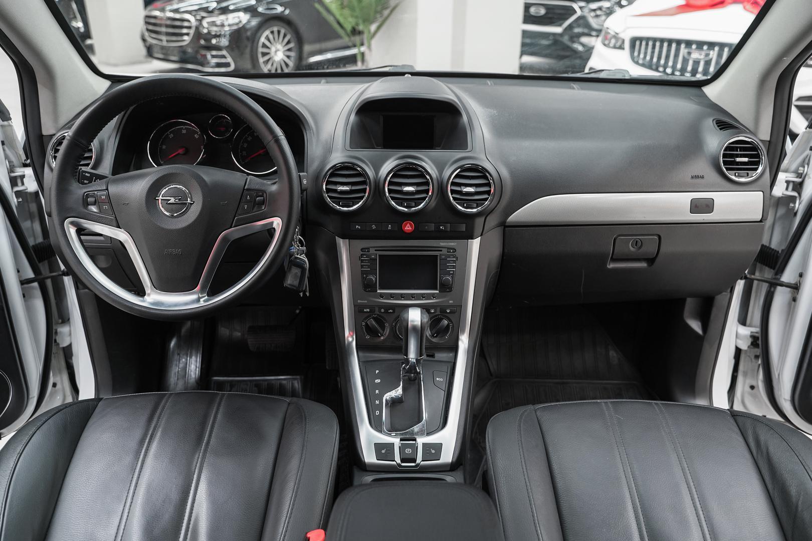 Opel Antara 2013, белый, ДЦ Орехово