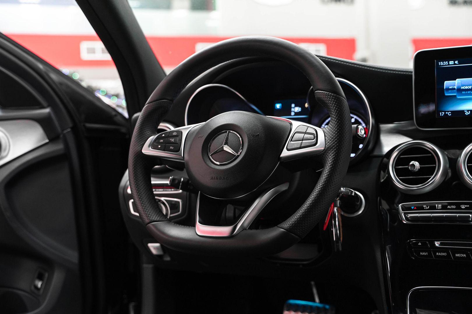 Mercedes-Benz C-Класс 2014, черный, ДЦ Орехово