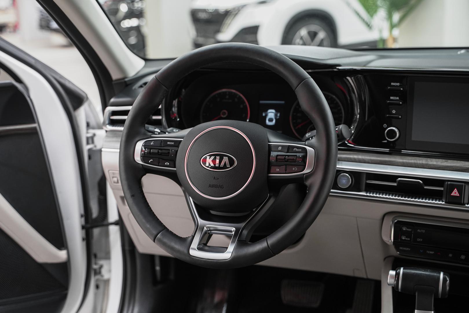 Kia K5 2020, белый, ДЦ Орехово