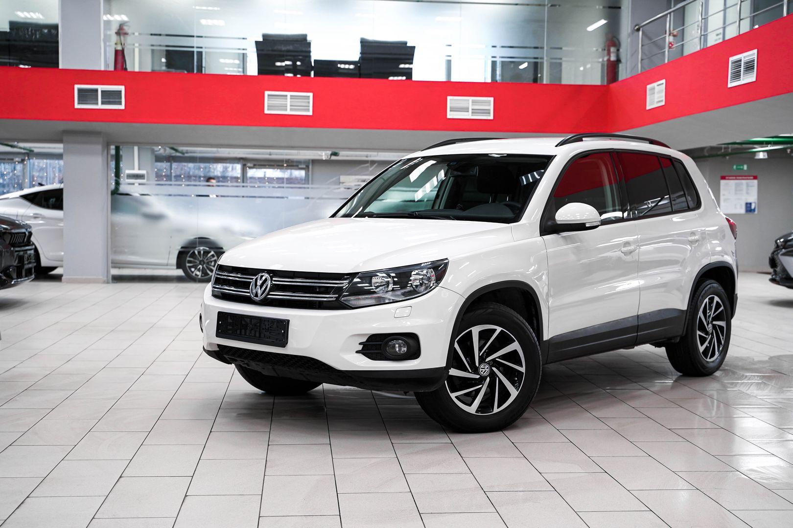 Volkswagen Tiguan 2013, белый, ДЦ Орехово