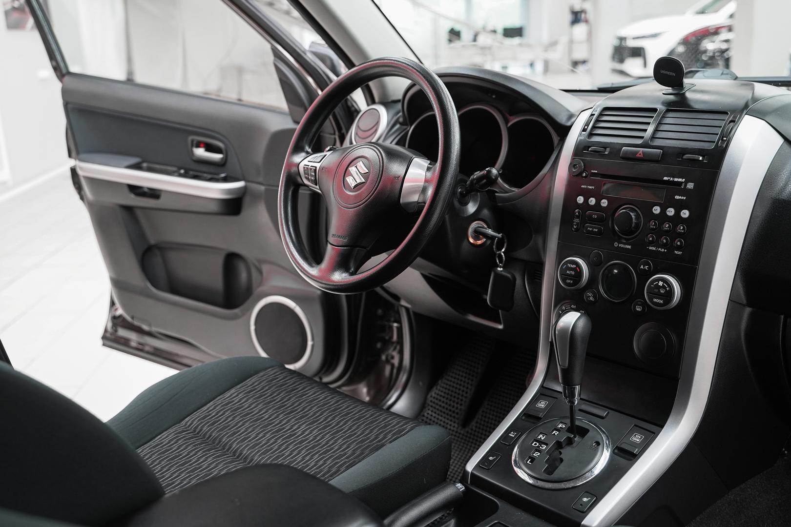 Suzuki Grand Vitara 2014, коричневый, ДЦ Орехово